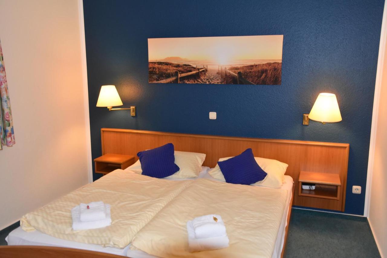 באד צווישנהם Hotel Zum Gesundbrunnen מראה חיצוני תמונה